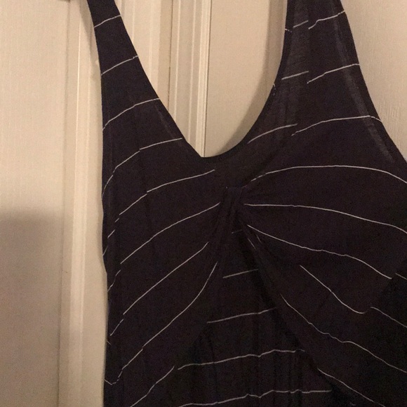 Navy tank with open back - Picture 2 of 2